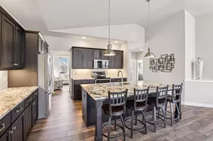 1158 Gracing Oaks Ln, Sun Prairie, WI 53590 - Photo 7