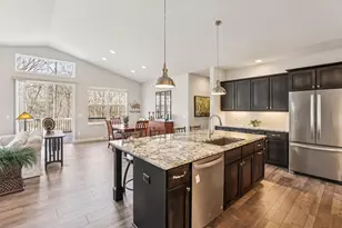 1158 Gracing Oaks Ln, Sun Prairie, WI 53590 - Photo 9