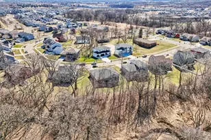 1158 Gracing Oaks Ln, Sun Prairie, WI 53590 - Photo 35