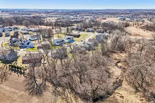 1158 Gracing Oaks Ln, Sun Prairie, WI 53590 - Photo 33