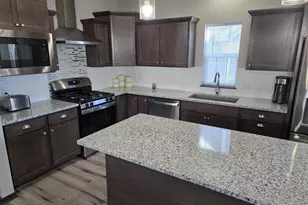 2914 Mizuna Dr, Fitchburg, WI 53711 - Photo 5