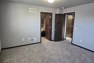 2914 Mizuna Dr, Fitchburg, WI 53711 - Photo 17