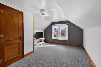 305 S Warren Street, South Wayne, WI 53587 - Photo 17