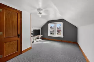 305 S Warren St, South Wayne, WI 53587 - Photo 17