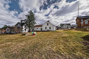 305 S Warren St, South Wayne, WI 53587 - Photo 35