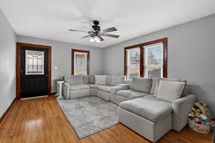 305 S Warren St, South Wayne, WI 53587 - Photo 5