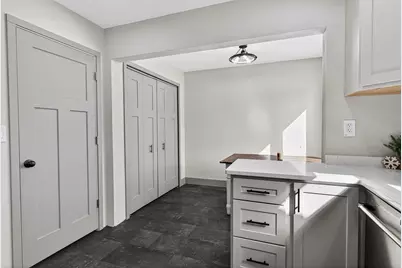 305 S Warren Street, South Wayne, WI 53587 - Photo 25