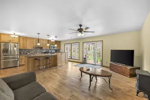 5 Yorktown Cir, Madison, WI 53711 - Photo 9