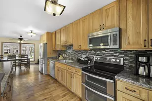 5 Yorktown Cir, Madison, WI 53711 - Photo 7