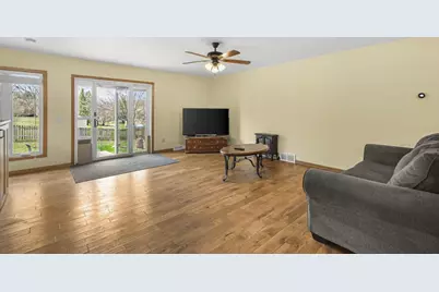 5 Yorktown Circle, Madison, WI 53711 - Photo 11