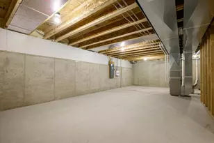 7731 Starnova Dr, Madison, WI 53719 - Photo 15