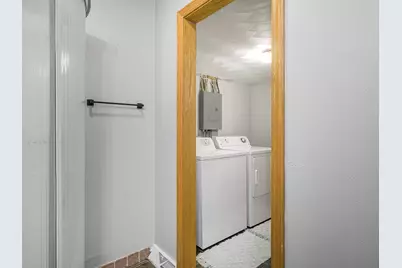 211 Warren Street, Albany, WI 53502 - Photo 15