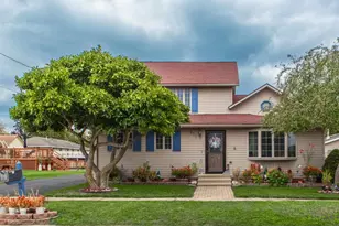 211 Warren St, Albany, WI 53502 - Photo 1