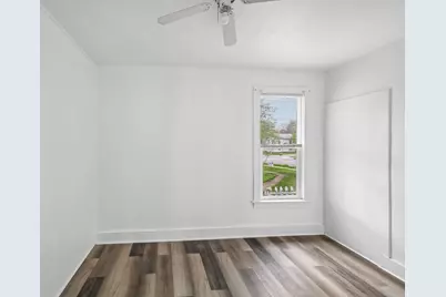 327 8th Avenue, Baraboo, WI 53913 - Photo 11