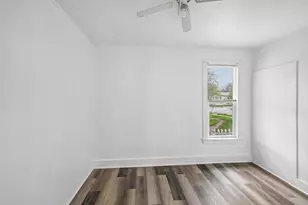 327 8th Ave, Baraboo, WI 53913 - Photo 11