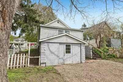 327 8th Avenue, Baraboo, WI 53913 - Photo 17