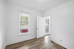 327 8th Ave, Baraboo, WI 53913 - Photo 5