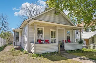 327 8th Ave, Baraboo, WI 53913 - Photo 3