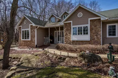 4455 Pheasant Run, Janesville, WI 53546 - Photo 3