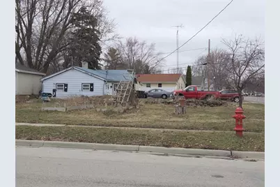 245 W Plymouth Street, Jefferson, WI 53549 - Photo 3