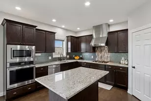 2820 Bluebird Dr, Portage, WI 53901 - Photo 17