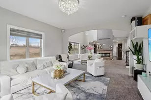 2820 Bluebird Dr, Portage, WI 53901 - Photo 9