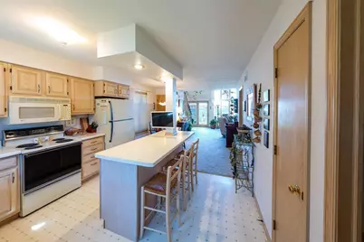 4378 S Jordan Drive #4, Mcfarland, WI 53558 - Photo 5