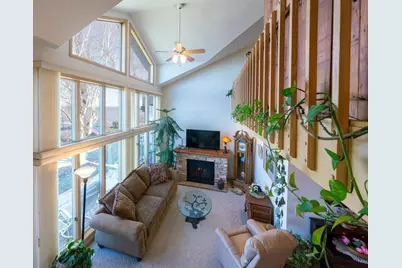 4378 S Jordan Drive #4, Mcfarland, WI 53558 - Photo 3