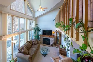 4378 S Jordan Dr, Mcfarland, WI 53558 - Photo 3