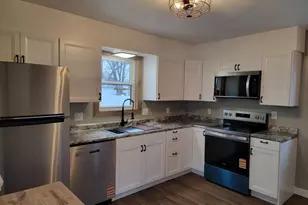 2277 Pioneer Dr, Beloit, WI 53511 - Photo 5