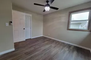 2277 Pioneer Dr, Beloit, WI 53511 - Photo 15