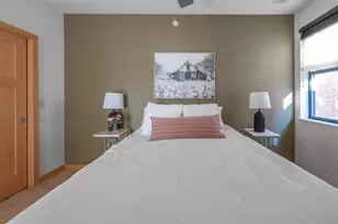 808 Williamson St, Madison, WI 53711 - Photo 25