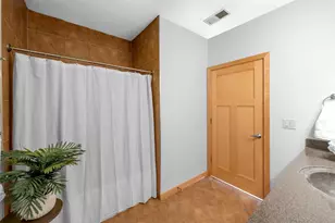 808 Williamson St, Madison, WI 53711 - Photo 21