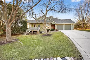 3466 Nappe Dr, Middleton, WI 53562 - Photo 3