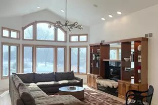 3466 Nappe Dr, Middleton, WI 53562 - Photo 5