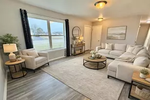 3107 Glenbarr Dr, Janesville, WI 53548 - Photo 7