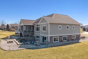 3122 Saddle Brooke Trail, Sun Prairie, WI 53590 - Photo 11