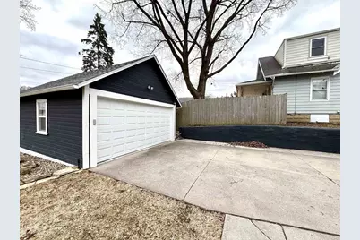 608 19th Avenue, Monroe, WI 53566 - Photo 11