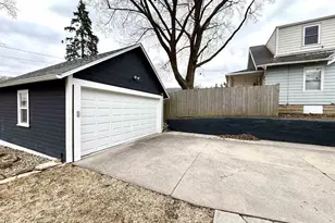 608 19th Ave, Monroe, WI 53566 - Photo 11