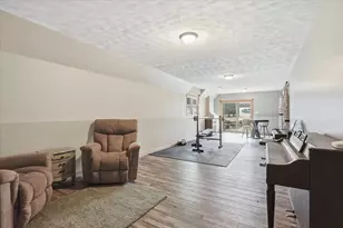 W9072 Hilltop Rd, Portage, WI 53901 - Photo 25