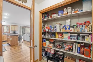 W9072 Hilltop Rd, Portage, WI 53901 - Photo 13