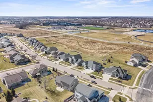 466 Crescendo Dr, Sun Prairie, WI 53590 - Photo 77