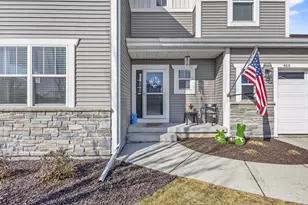 466 Crescendo Dr, Sun Prairie, WI 53590 - Photo 3