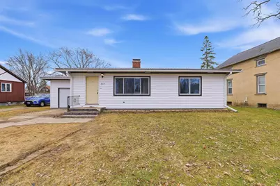 307 N Main Street, Reeseville, WI 53579 - Photo 3