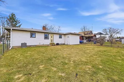 307 N Main Street, Reeseville, WI 53579 - Photo 9