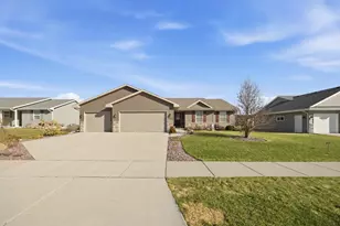 130 E Gailen Ln, Milton, WI 53563 - Photo 73