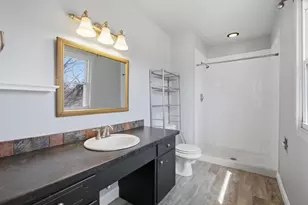 21 Piedmont Ct, Madison, WI 53711 - Photo 23