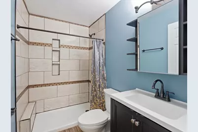 1112 Lombardi Way, Waukesha, WI 53186 - Photo 13