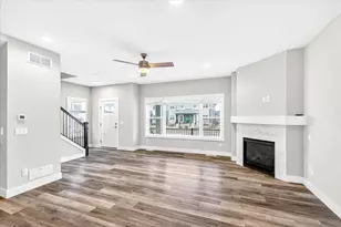 2817 Frisee Dr, Fitchburg, WI 53711 - Photo 9