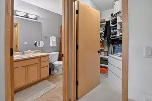 8242 Starr Grass Dr, Madison, WI 53719 - Photo 23